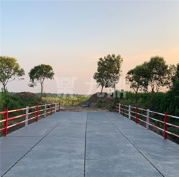 上承?c_钢便?></div>
                     <div   id=